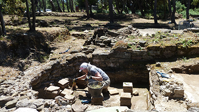 excavating artifacts in tuscany